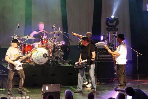 THE MOE'S 2